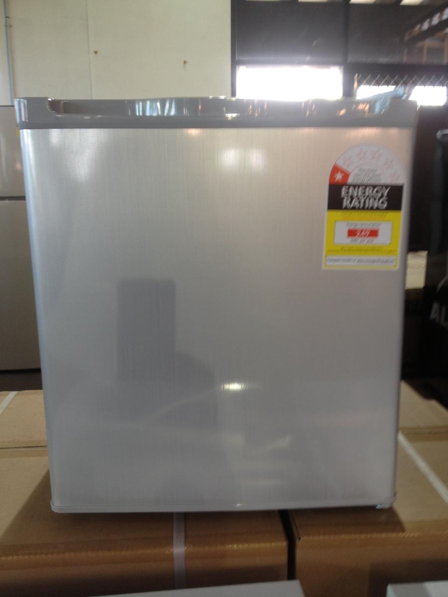 EUROTECH STAINLESS LOOK MINI BAR FRIDGE*NEW*